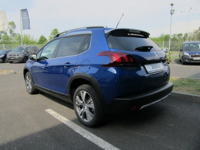 Peugeot 2008, ALLURE 1.2 PureTech 130k MAN6, barva modrá