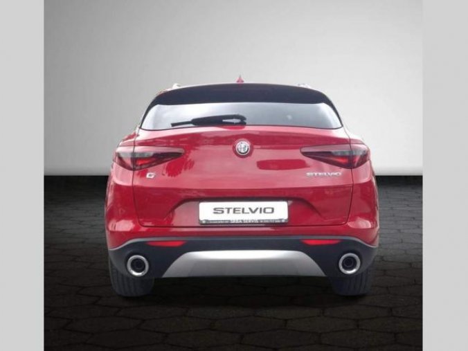 Alfa Romeo Stelvio, 2.0 Turbo 280k Q4 SUPER, barva červená