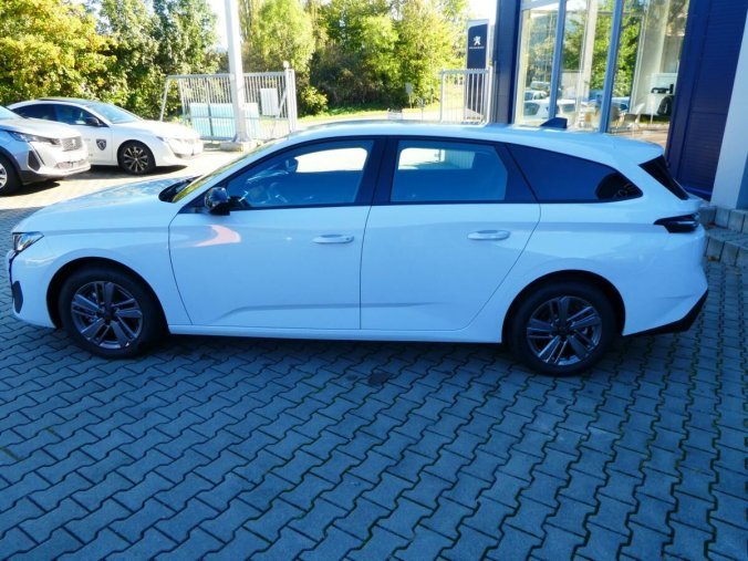 Peugeot 308, Peugeot 308 SW ACTIVE PureTech 130, EAT8, barva bílá