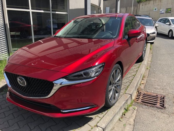 Mazda 6, 2.5i G 194K, barva červená