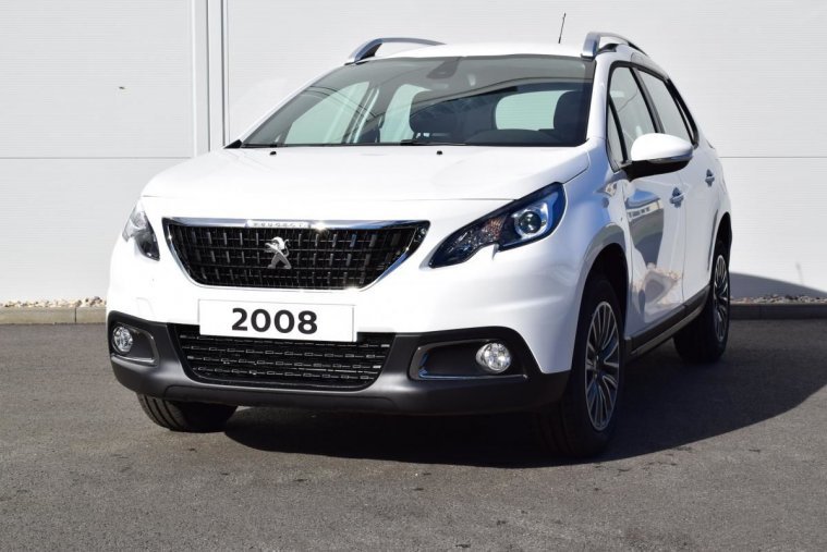 Peugeot 2008, ACTIVE 1.2 PureTech 130k MAN, barva bílá