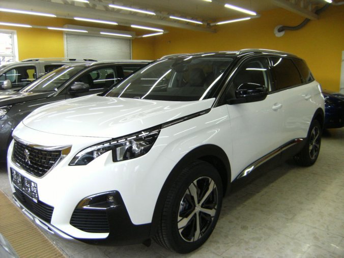 Peugeot 5008, 5008 ALLURE 1.2 PureTech 130 S&S EAT8, barva bílá