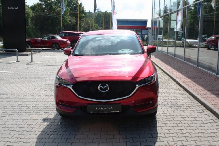 Mazda CX-5, SKYACTIV-G, barva červená