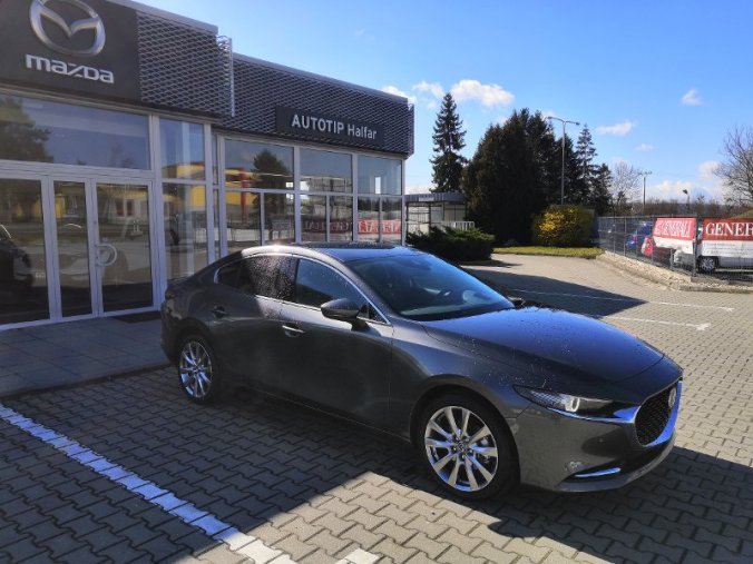 Mazda 3, 2,0 Sky-X 132kW/180k, barva šedá