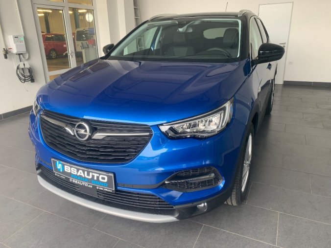 Opel Grandland X, Design Line 1.2 AT8, barva modrá