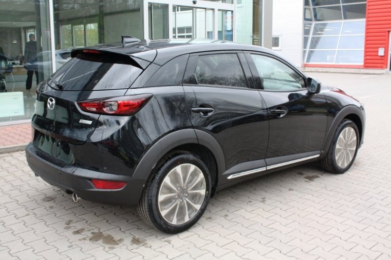 Mazda CX-3, SKYACTIV-G, barva černá