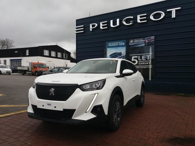 Peugeot 2008, ACTIVE 1.2 PureTech 130k, barva bílá