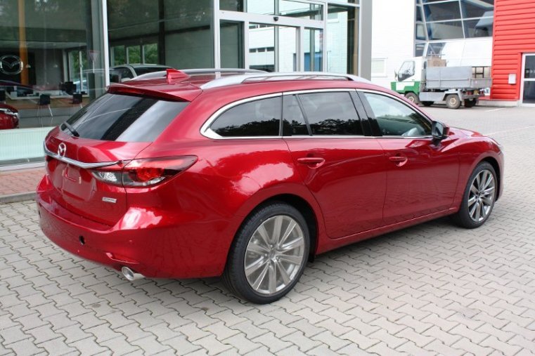 Mazda 6, SKYACTIV-G, barva červená