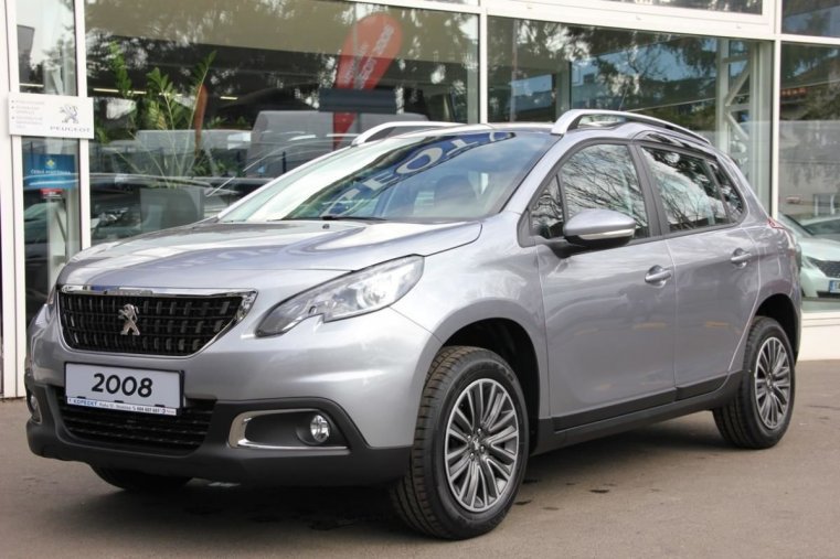 Peugeot 2008, ACTIVE 1.2 PureTech 110k MAN6, barva šedá