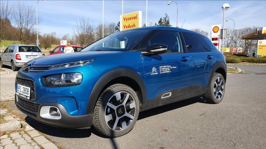 Citroën C4 Cactus, 1,2 Cactus  PureTech 110 S&S MAN6 SHINE PAC, barva neuvedeno