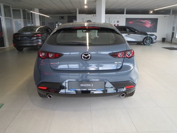 Mazda 3, 2,0 Skyactiv-G, barva šedá