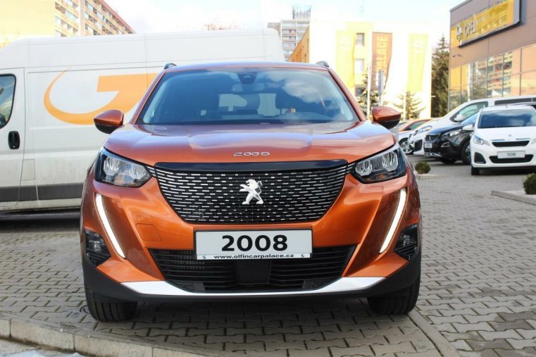 Peugeot 2008, ALLURE PACK 1.5 96kW AT8, barva oranžová