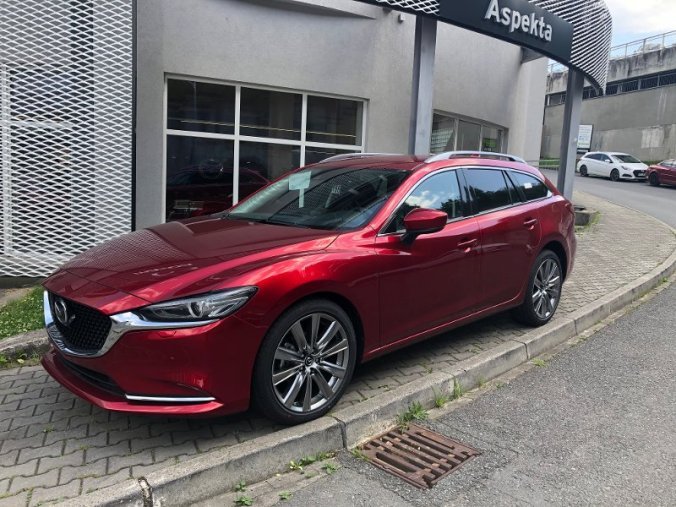 Mazda 6, 2.5i G 194K, barva červená