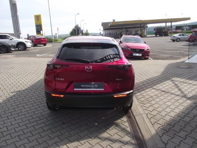 Mazda CX-30, 2,0 122k, barva červená