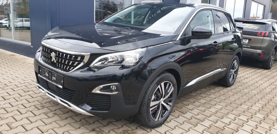 Peugeot 3008, ALLURE 1.2 PureTech 130 S&S MAN6 - NAVI - TOP CENA, barva černá