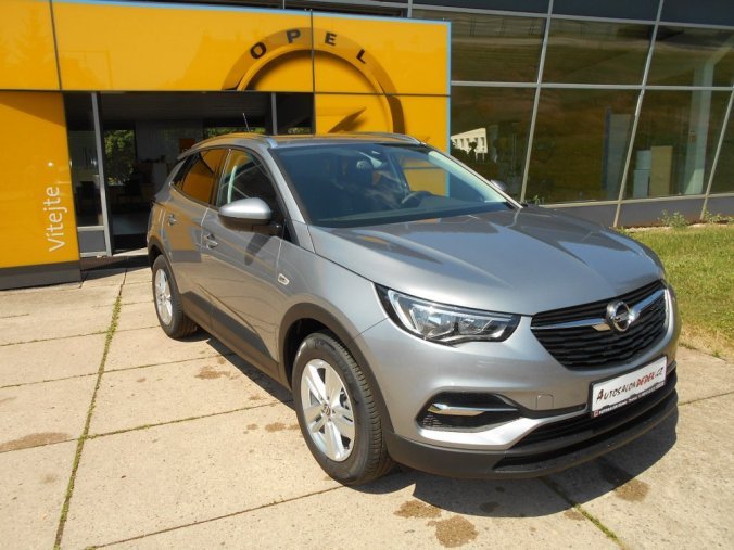 Opel Grandland X, SMILE 1,2 TURBO, barva šedá