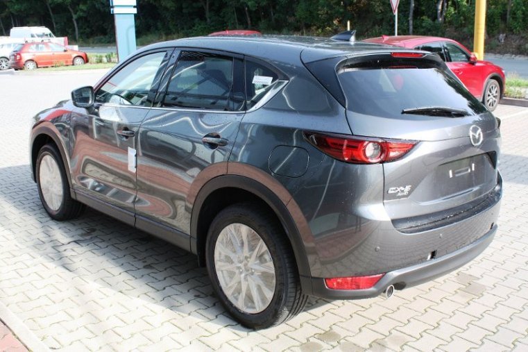 Mazda CX-5, SKYACTIV-G, barva šedá