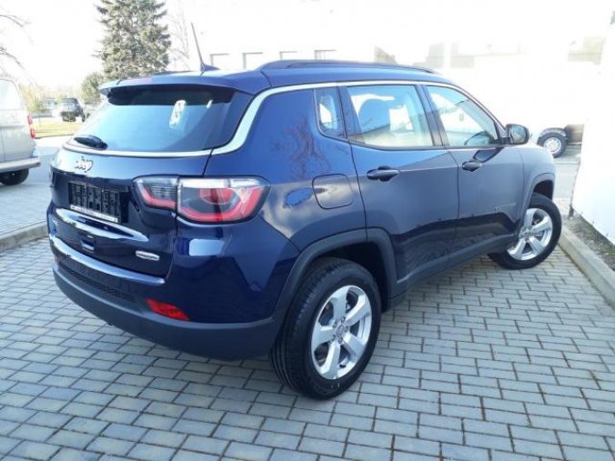 Jeep Compass, 2.0 140PS Longitude 4x4  MT6, barva modrá