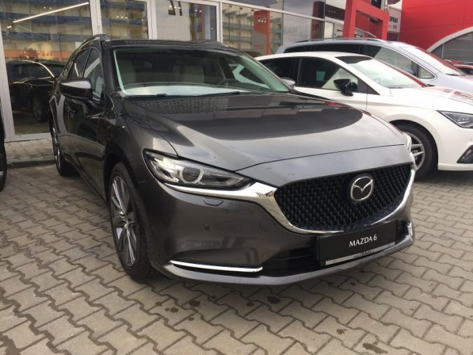 Mazda 6, 2,5G 194k, barva šedá