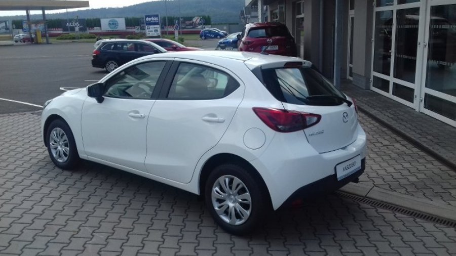 Mazda 2, 1,5 75k, barva bílá