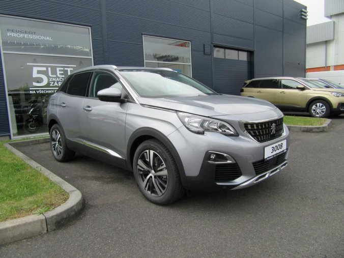 Peugeot 3008, ALLURE 1.5 BHDi 130k EAT8, barva šedá