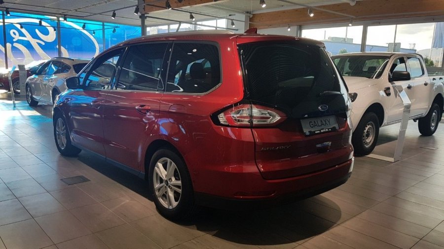 Ford Galaxy, hatchback, TITANIUM 5D 2,0 EcoBlue 140 kW / 190 k 8st. automatická, barva červená