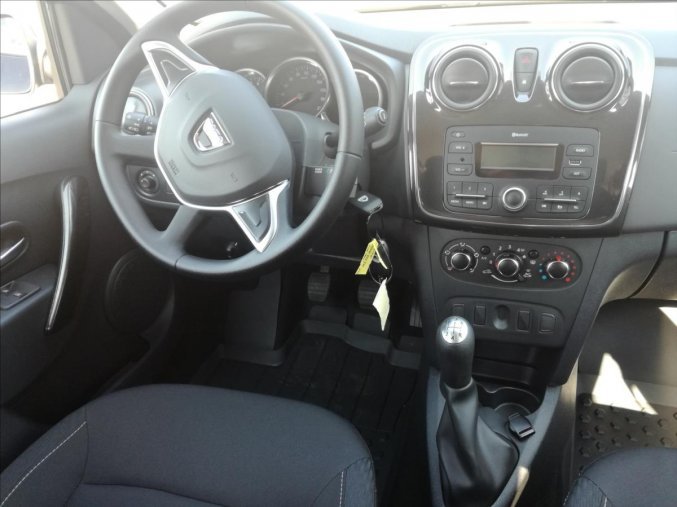 Dacia Sandero, 1,0 SCe  Arctica, barva modrá