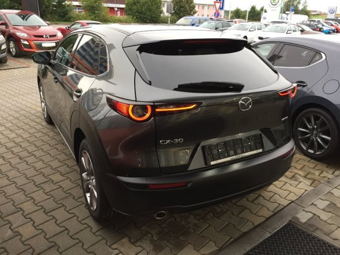 Mazda CX-30, Skyactiv 2,0i 90kW 122k, barva šedá