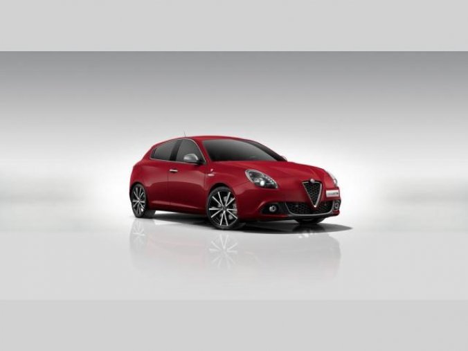 Alfa Romeo Giulietta, 1.4TBi 120PS Sprint model 2020, barva červená