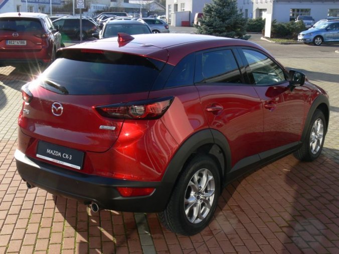 Mazda CX-3, 2.0 Skyactiv G121, barva červená