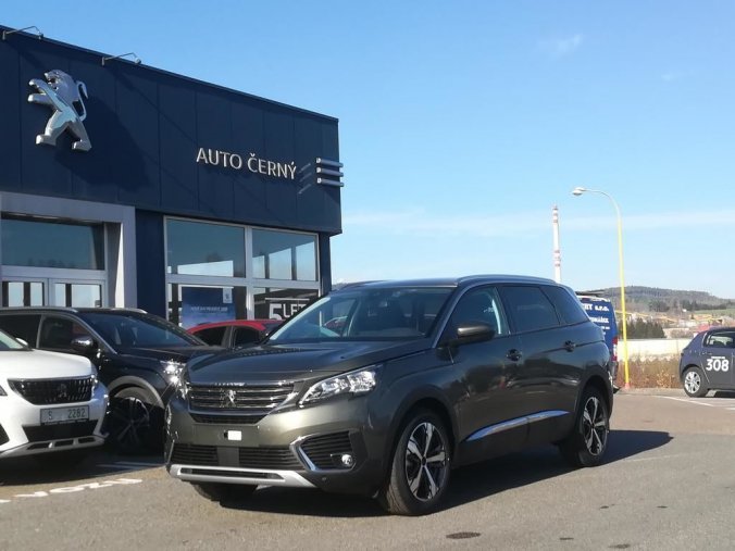 Peugeot 5008, ACTIVE 1.6 PureTech 180k EAT8, barva zelená