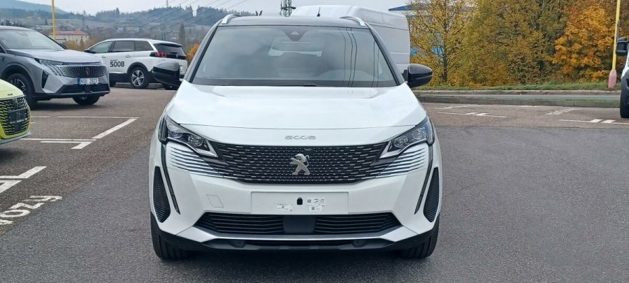 Peugeot 5008, Peugeot 5008 GT BlueHDi 130 S&S EAT8, barva bílá