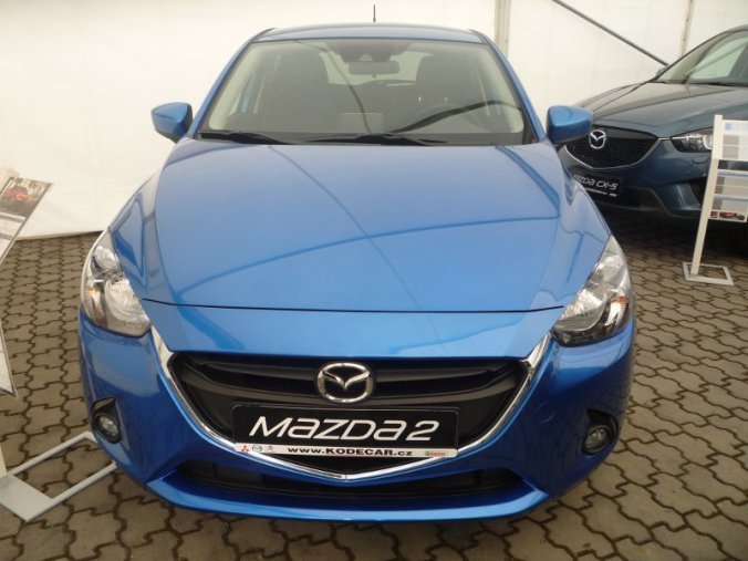 Mazda 2, 1,5i 75koní, barva modrá