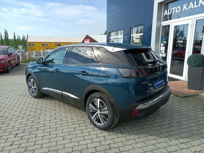 Peugeot 3008, Peugeot 3008 1,6 ALLURE PACK HYBRID 225 e-EAT8, barva modrá