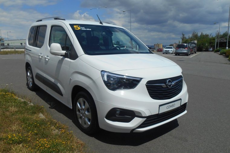 Opel Combo, LIFE 1.5 DT L1 TREND MT5, barva bílá