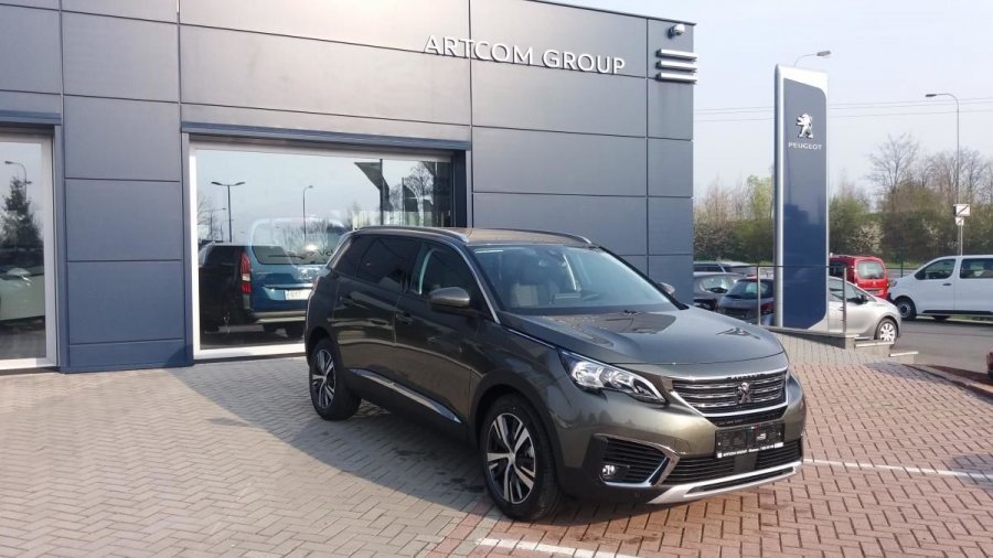 Peugeot 5008, 1.2 PureTech ALLURE 130k EAT8, barva šedá