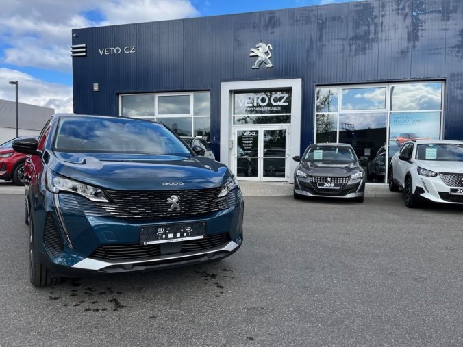 Peugeot 5008, Peugeot 5008 ALLURE PACK 1.2 PureTech 130k EAT8, barva modrá