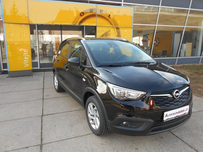 Opel Crossland X, SMILE 1,2 TURBO 81kW, barva černá