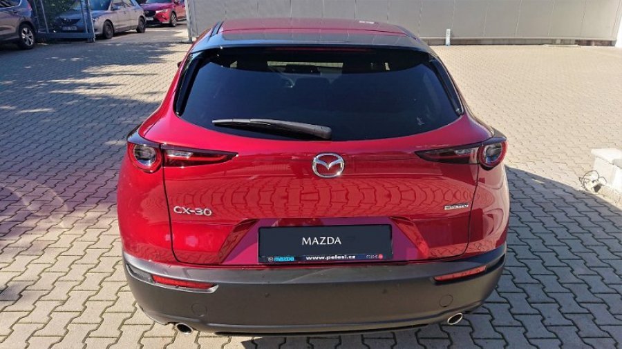 Mazda CX-30, 2.0 A/T, barva červená