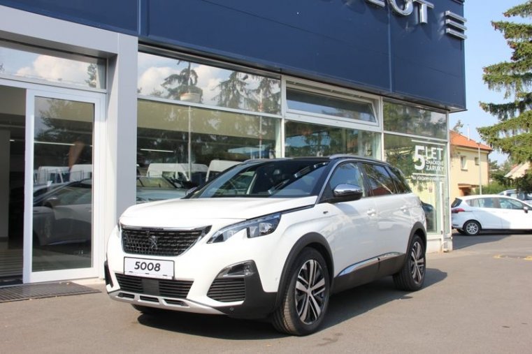 Peugeot 5008, GT 2,0 BlueHDI 180k EAT8, barva bílá