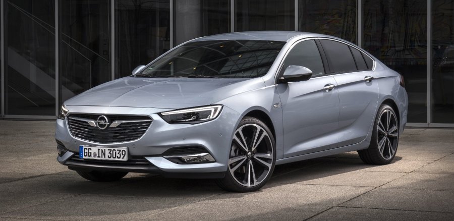 Opel Insignia, GS 2.0 D BUSINESS AT8, barva stříbrná