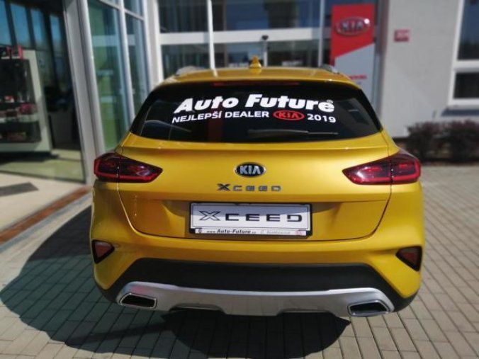 Kia XCeed, 1,6 T-GDi  TOP + paket Premium, barva zlatá