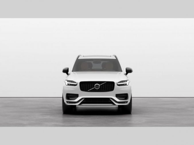 Volvo XC90, B5 2.0L 235+14 HP 7S AT8 AWD U, barva bílá