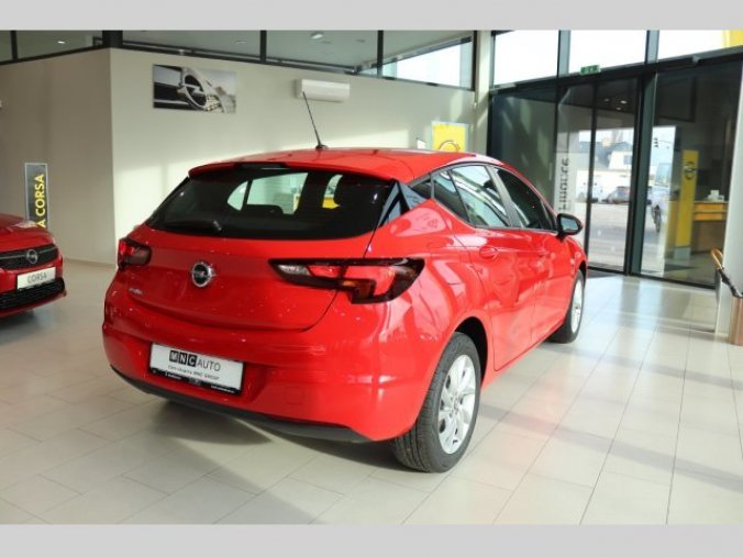 Opel Astra, SMILE 1.4 Turbo 92 kW, barva červená