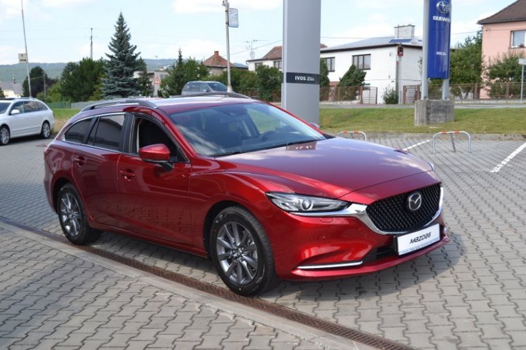 Mazda 6, 2.0i 145k, barva červená