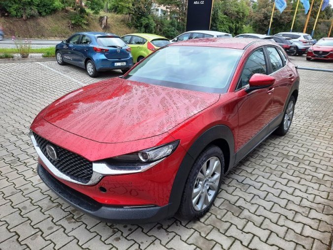 Mazda CX-30, SKYACTIV-G, barva červená