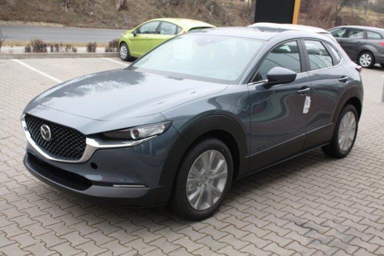 Mazda CX-30, SKYACTIV-G, barva šedá