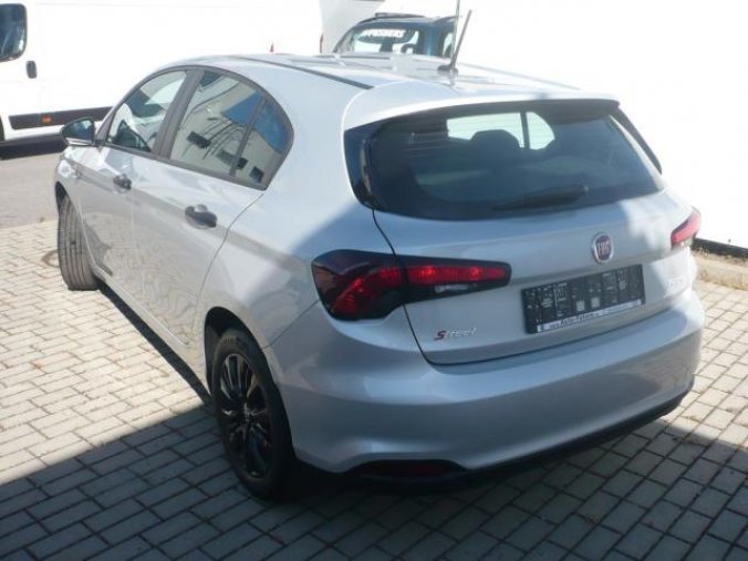 Fiat Tipo, HB 1.4 95k Street, barva šedá