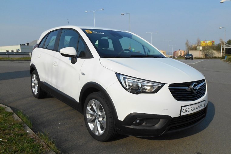 Opel Crossland X, 1.2 SMILE MT5 17´´ ALU, barva bílá