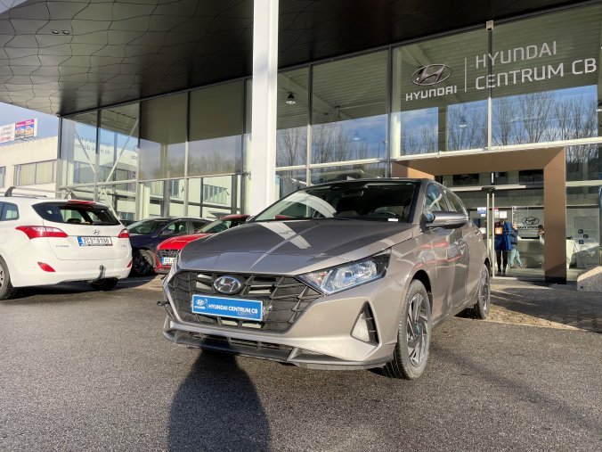 Hyundai i20, 1,2i 62 kW (95 NAT) 5 st. man, barva hnědá